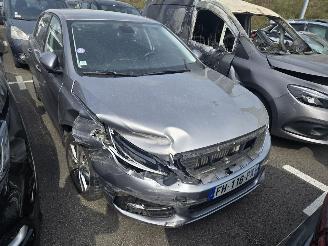 Peugeot 308  picture 2