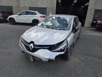 Renault Clio  picture 2