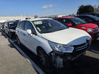 skadebil auto Citroën C4 2.0 BHDI 2015/6