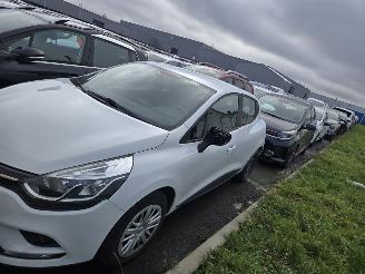skadebil auto Renault Clio DCI 90 2018/9