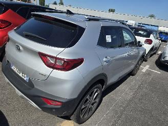 Kia Stonic 1.0 TGDI picture 3