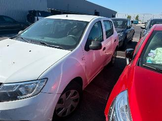 skadebil auto Dacia Sandero 1.5 dci 2017/1