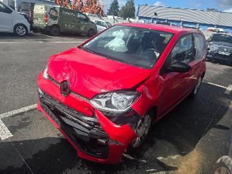 Vaurioauto  passenger cars Volkswagen Up!  2015/10