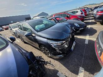 skadebil auto Renault Clio  2022/9