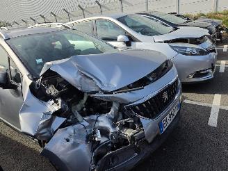 Schadeauto Peugeot 2008  2017/2
