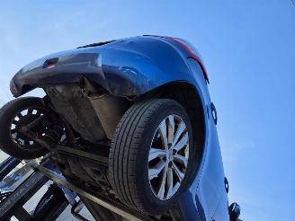 Suzuki Swift  picture 14