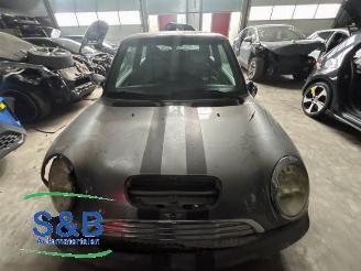 Mini Cooper S Mini Cooper S (R53), Hatchback, 2002 / 2006 1.6 16V picture 1
