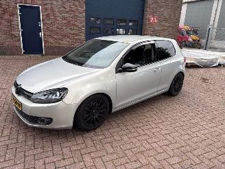  Volkswagen Golf 1.8 TSI 16V Hatchback  Benzine 1.798cc 118kW (160pk) FWD 2009-06/2011-01  CDAA 2009/9