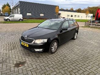 Schadeauto Skoda Octavia 1.2 TSI 16V Combi/o 4Dr Benzine 1.197cc 77kW (105pk) FWD 2012-11/2020-07  CJZA 2014/6