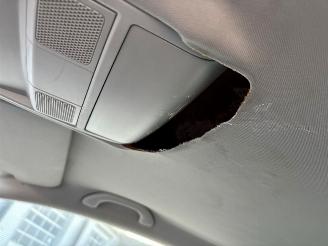 Volkswagen Golf 1.4 TSI 122 16V Hatchback  Benzine 1.390cc 90kW (122pk) FWD 2008-10/2012-11  CAXA picture 28