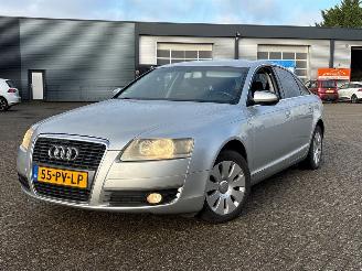 krockskadad bil auto Audi A6 2.4 V6 24V Sedan 4Dr Benzine 2.393cc 130kW (177pk) FWD 2004-05/2008-10 (4F2) BDW 2005/1