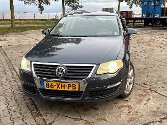 Volkswagen Passat WVWZZZ3CZ7E236461 picture 2