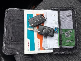 Seat Leon 1.6 TDI Ecomotive 16V Combi/o 4Dr Diesel 1.598cc 81kW (110pk) FWD 2013-09/2018-08  CRKB picture 23