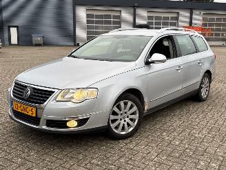 Coche accidentado Volkswagen Passat 2.0 TDI 16V 140 Combi/o  Diesel 1.968cc 103kW (140pk) FWD 2008-01/2010-11 (3C5) CBAB 2008/7