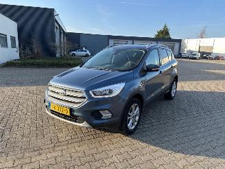 skadebil auto Ford Kuga 1.5 EcoBoost 16V 150 SUV  Benzine 1.499cc 110kW (150pk) FWD 2018/8