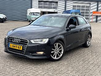 skadebil auto Audi A3 1.4 TFSI 16V Hatchback 2Dr Benzine 1.395cc 90kW (122pk) FWD 2012-04/2014-05 (8V1; 8VK) CMBA 2012/11