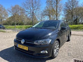 Vaurioauto  passenger cars Volkswagen Polo 1.0 TSI 12V Hatchback 4Dr Benzine 999cc 70kW (95pk) FWD 2019/3