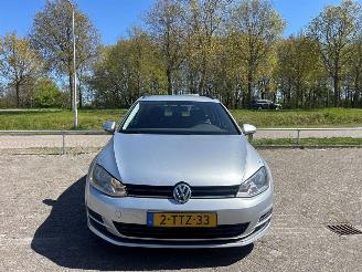 skadebil auto Volkswagen Golf 1.2 TSI BlueMotion 16V Combi/o  Benzine 1.197cc 77kW (105pk) FWD 2013-04/2020-08  CJZA 2014/5