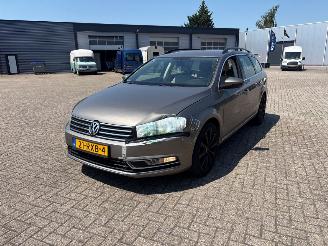 Avarii autoturisme Volkswagen Passat 1.4 TSI 16V Combi/o  Benzine 1.390cc 90kW (122pk) FWD 2010-08/2014-12  CAXA 2011/8