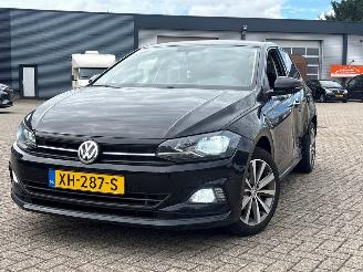 skadebil auto Volkswagen Polo 1.0 TSI 12V Hatchback 4Dr Benzine 999cc 70kW (95pk) FWD 2017-06  DKLA 2019/1