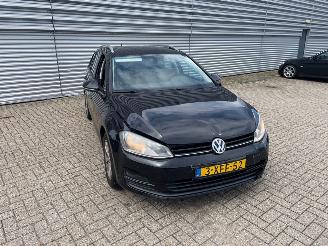 Damaged car Volkswagen Golf 1.2 TSI BlueMotion 16V Combi/o  Benzine 1.197cc 77kW (105pk) FWD 2013-04/2020-08  CJZA 2014/7