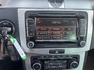 Volkswagen Passat  picture 16