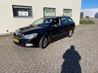 Unfallwagen Skoda Octavia 1.6 TDI Greenline Combi/o 4Dr Diesel 1.598cc 77kW (105pk) FWD 2009-06/2013-04 (1Z5) CAYC 2010/10