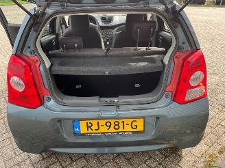Suzuki Alto  picture 6