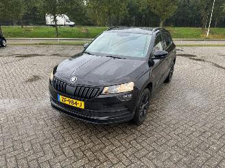 Unfallwagen Skoda Karoq 1.0 TSI 12V SUV  Benzine 999cc 85kW (116pk) FWD 2018-09  DKRF 2018/11