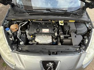 Peugeot 308 1.6 VTi Premiere picture 12