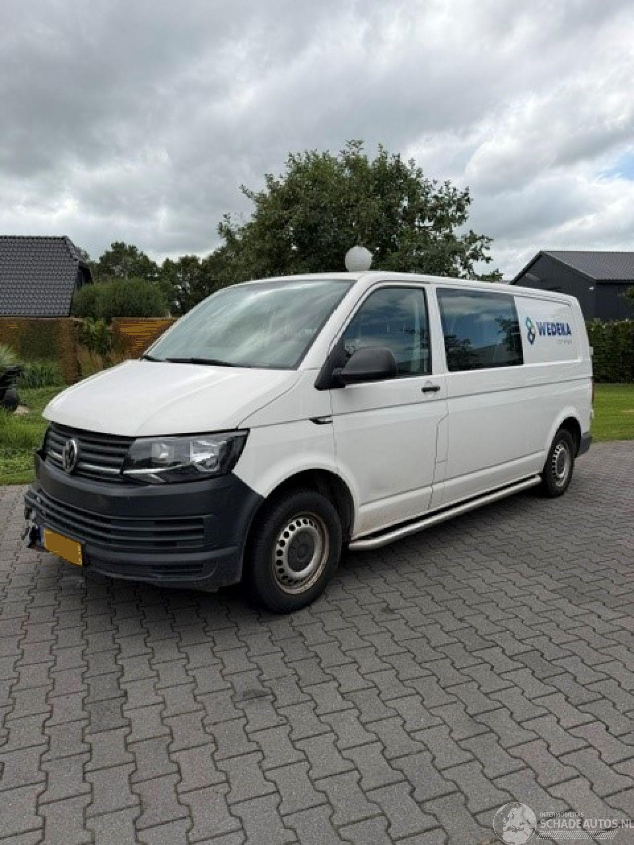 Volkswagen Transporter 2.0 TDI L2H1 DC