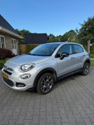 damaged passenger cars Fiat 500X 1.6 Pop 2015/10