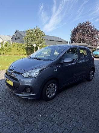 Unfallwagen Hyundai I-10 I-motion Comfort 2016/2