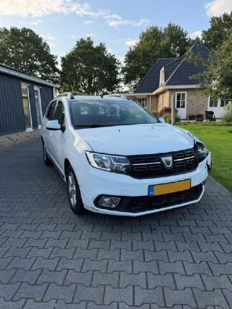 Schadeauto Dacia Logan 0,9 TCE SL Royaal Automaat 2018/7