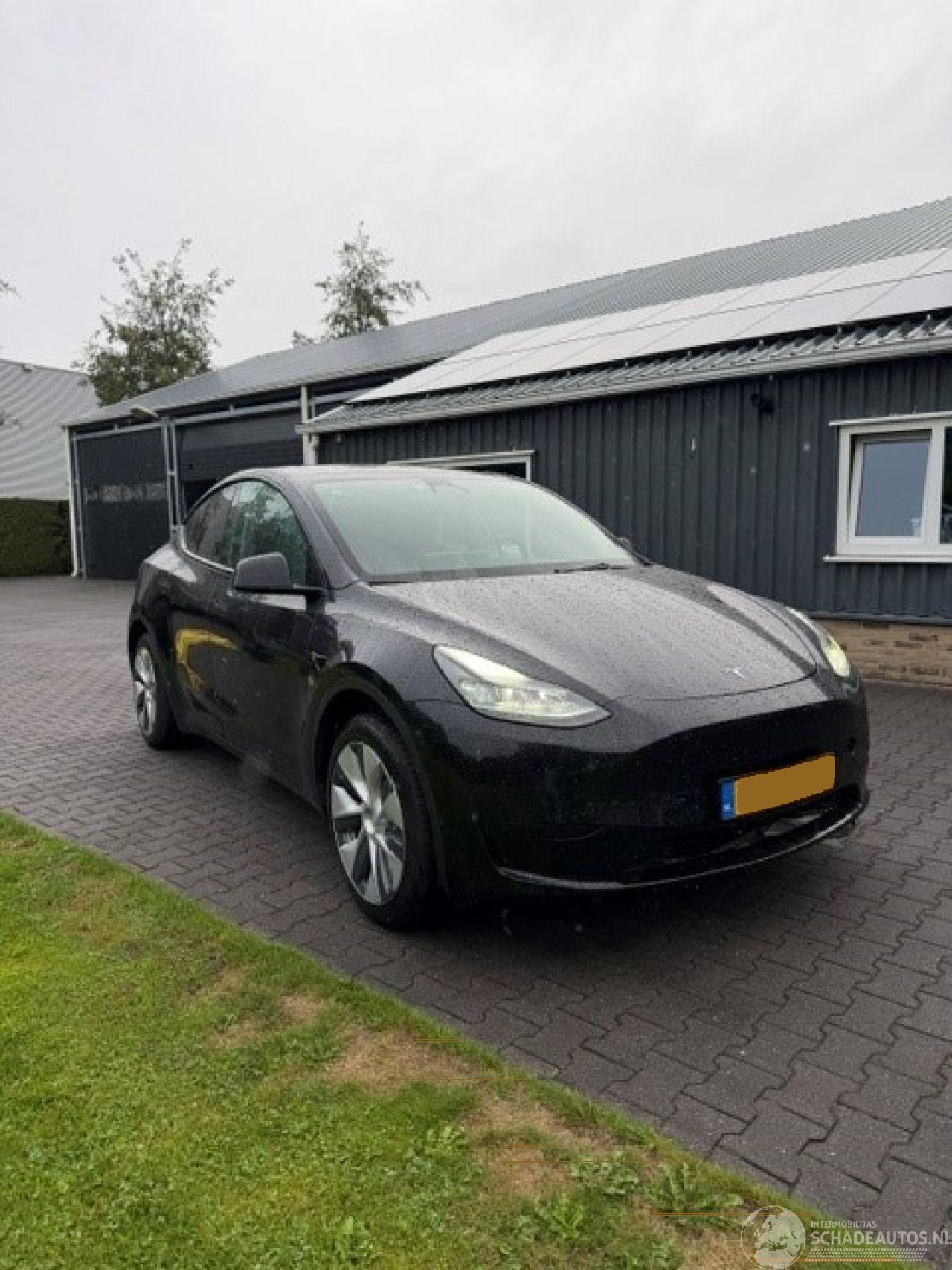 Tesla Model Y RWD 58 kwh