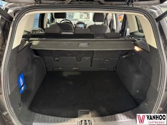 Ford Kuga  picture 11