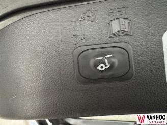 Ford Kuga  picture 12