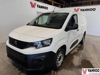skadebil auto Peugeot Partner  2020/9
