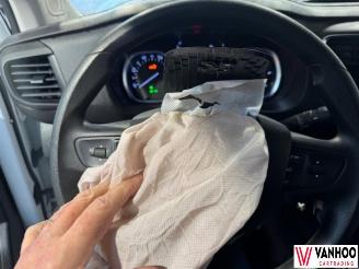 Peugeot  EXPERT picture 17