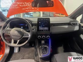 Renault Clio  picture 13