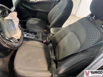 Ford Kuga  picture 16