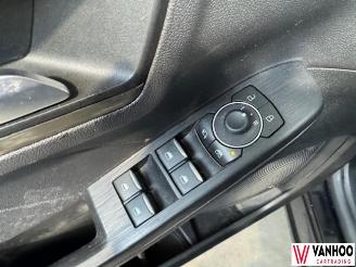 Ford Kuga  picture 15