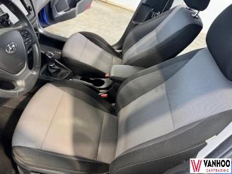 Hyundai I-20  picture 13