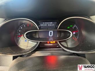 Renault Clio  picture 17