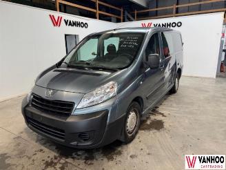 damaged passenger cars Peugeot Expert  2017/1