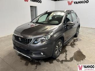 Coche accidentado Peugeot 2008  2019/3