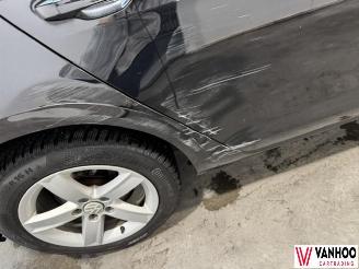 Volkswagen Golf  picture 6