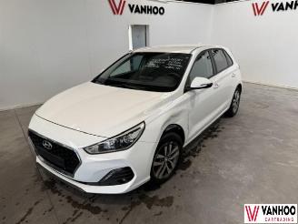 Hyundai I-30  picture 1