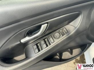 Hyundai I-30  picture 19