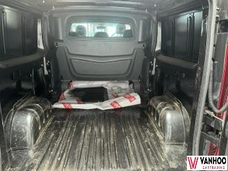 Opel Vivaro  picture 12